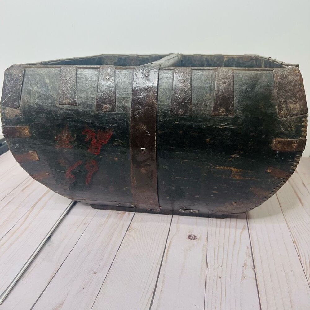 Antique Chinese Rice Grain Harvest Basket Bucket Scoop Measure Wood